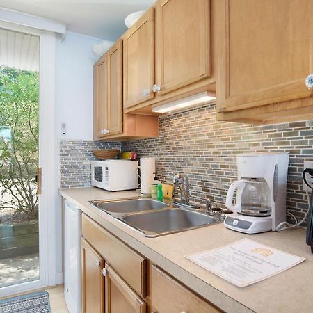 Waterside Suites Saugatuck Ngoại thất bức ảnh