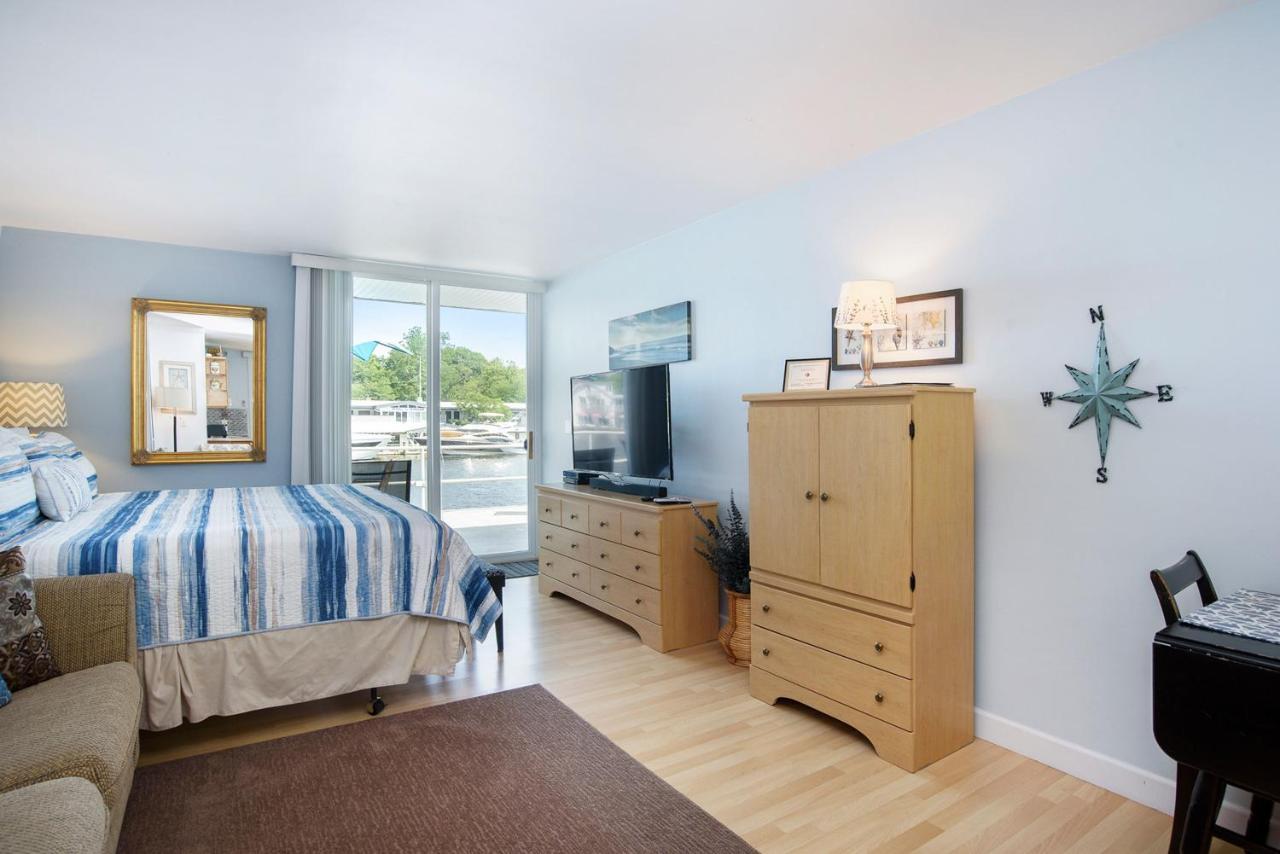Waterside Suites Saugatuck Ngoại thất bức ảnh