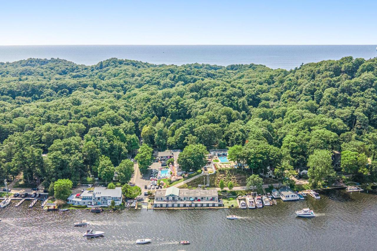 Waterside Suites Saugatuck Ngoại thất bức ảnh