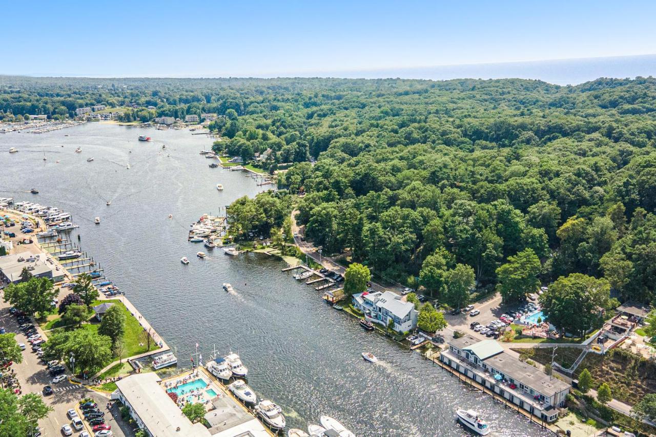 Waterside Suites Saugatuck Phòng bức ảnh